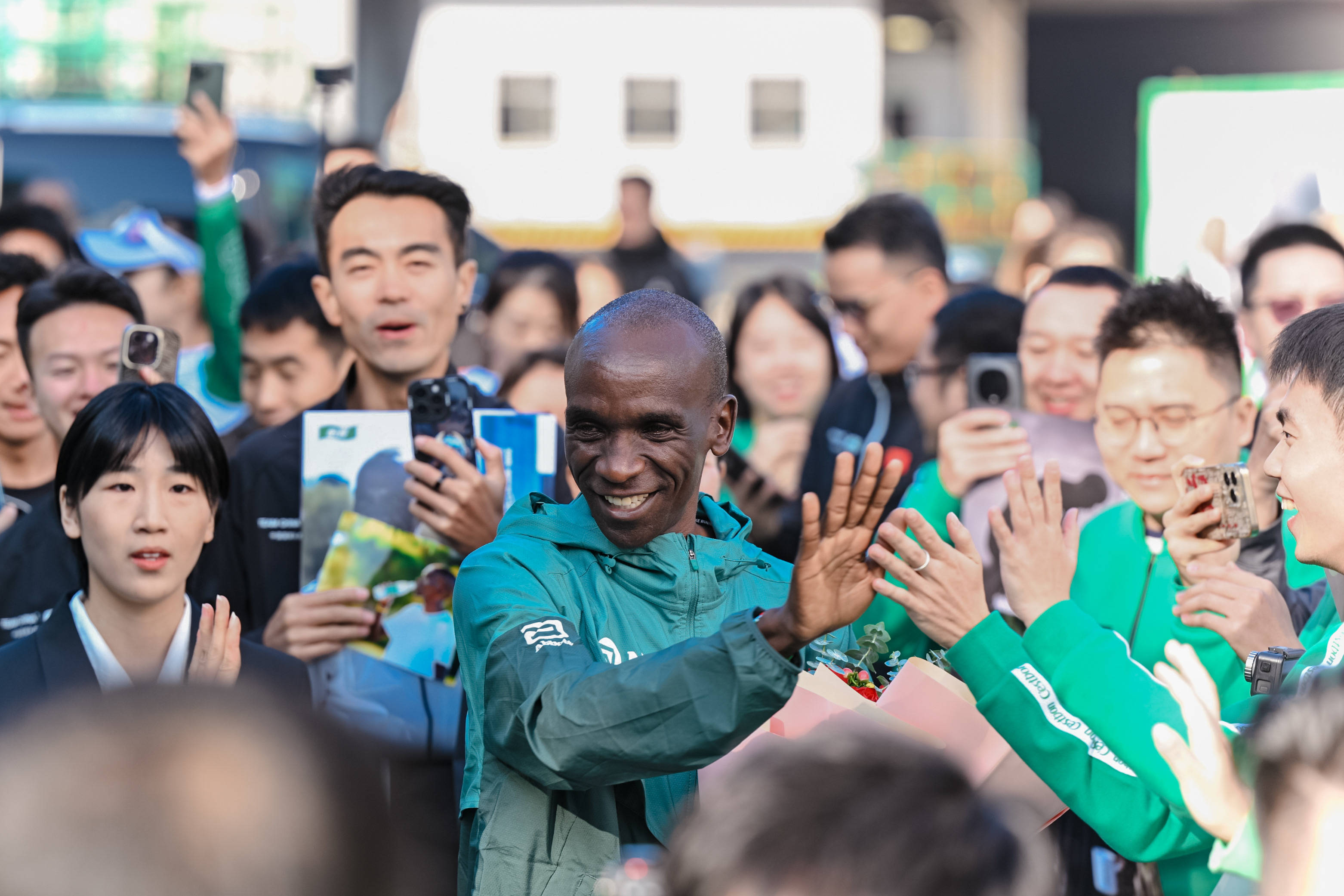 包含复仇之战！基普乔格率领意大利队成功险胜对手的词条