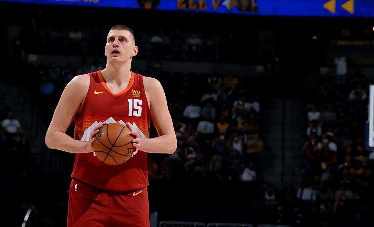 步行者复出首战，热火状态火爆，约基奇成为焦点！