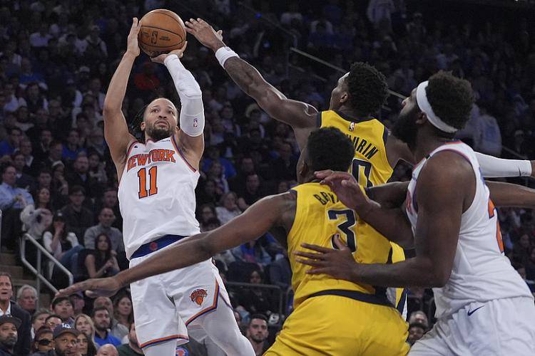 威金斯险胜唐斯，三连败关键表现点燃全场！