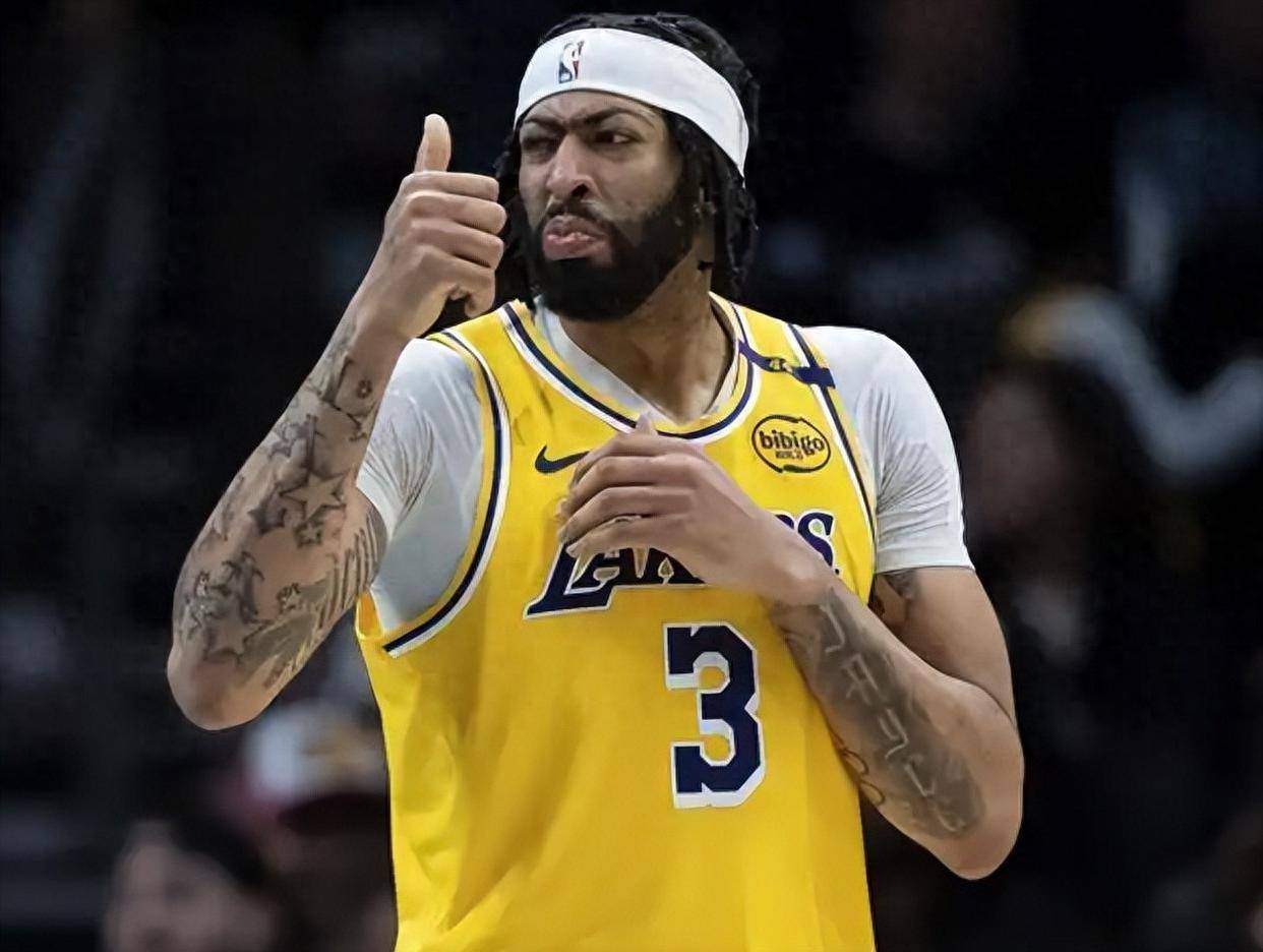 湖人复出首战，老鹰状态火爆，莫兰特成为焦点！